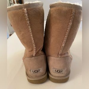 UGG Classic Short Tan Boots